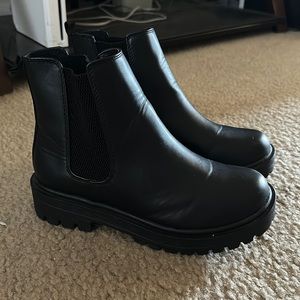 Women’s Soda Brand boots size 7.5